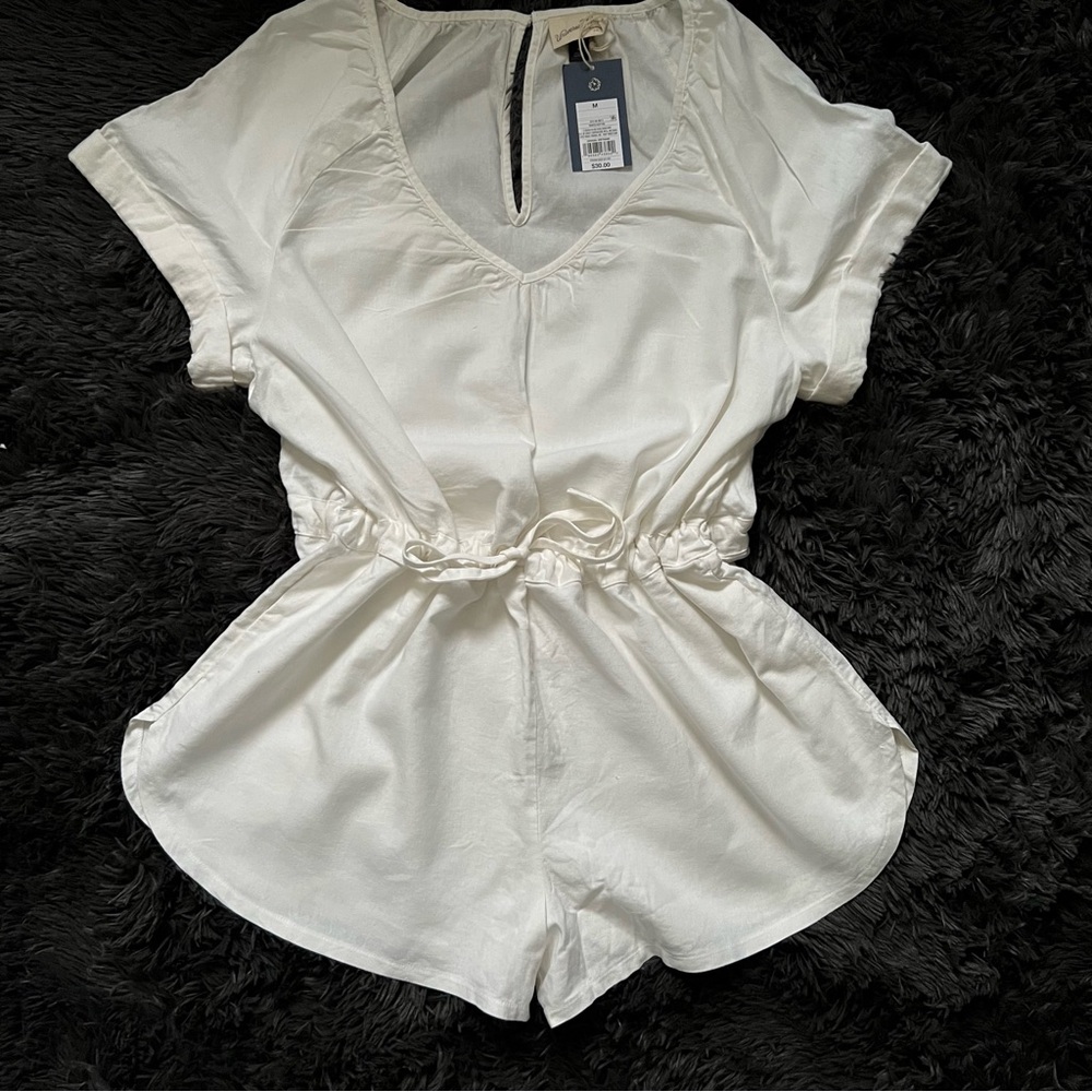 Universal Thread Women's White Linen Romper
